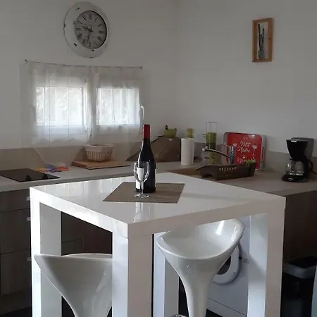 Apartment Studio Les Pounettes